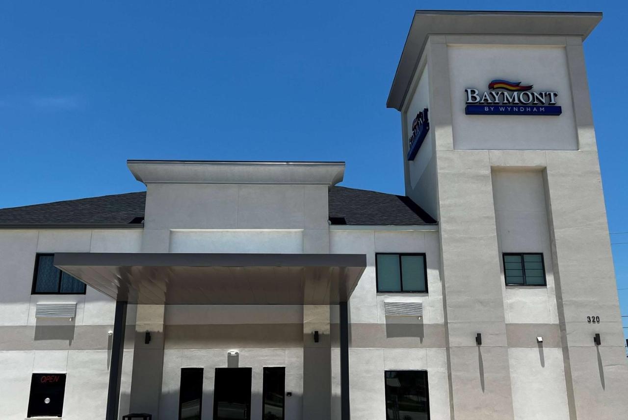 מלון Baymont By Wyndham Freeport Texas מראה חיצוני תמונה