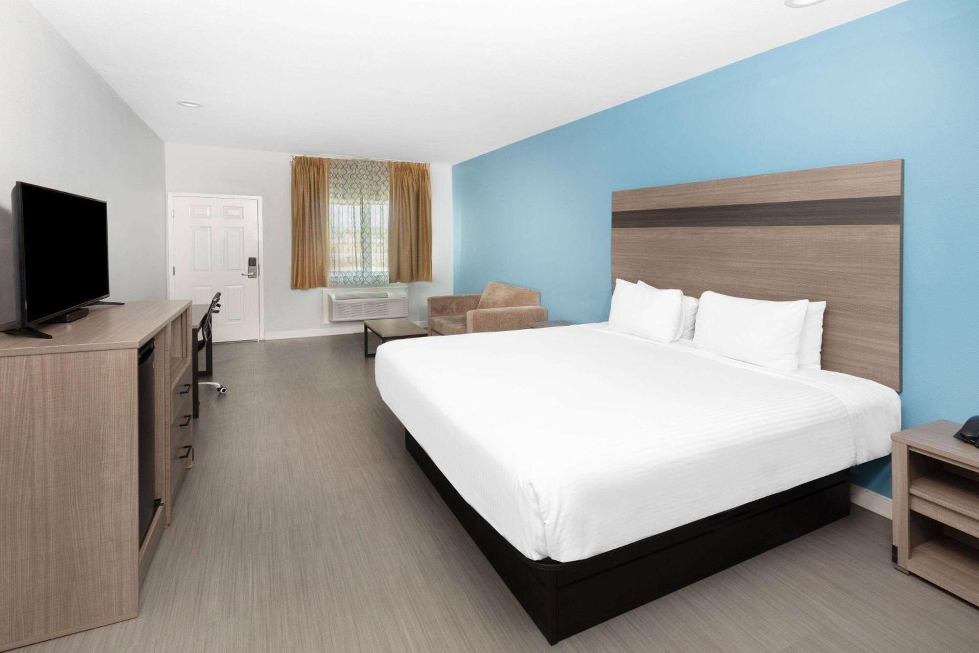 מלון Baymont By Wyndham Freeport Texas מראה חיצוני תמונה