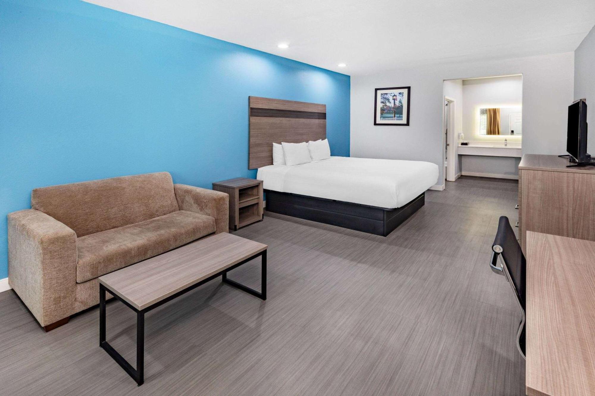 מלון Baymont By Wyndham Freeport Texas מראה חיצוני תמונה